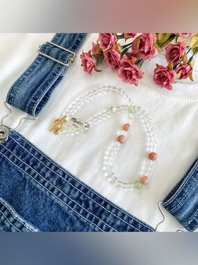 Madewell glass and stone beaded necklace.